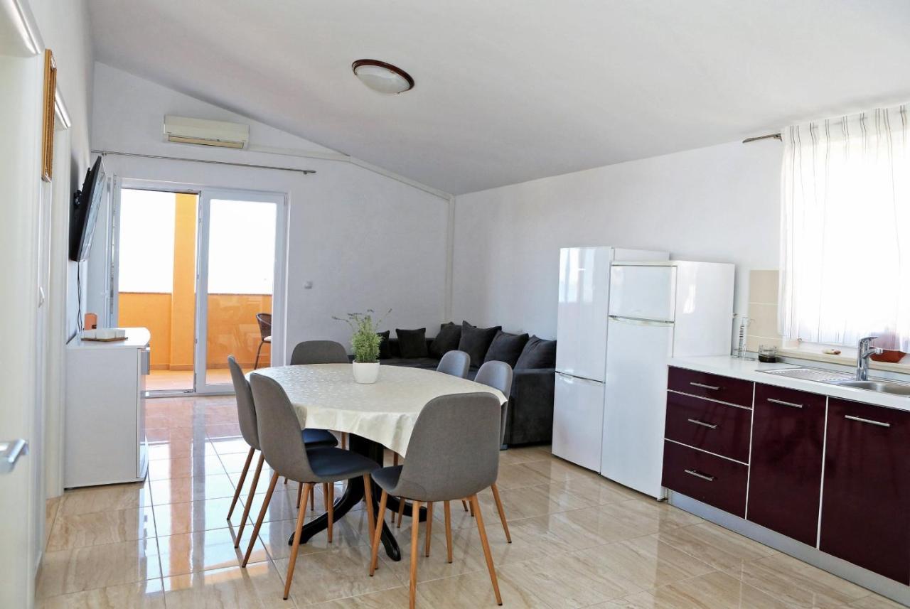 Apartmani Cili Miletici Esterno foto