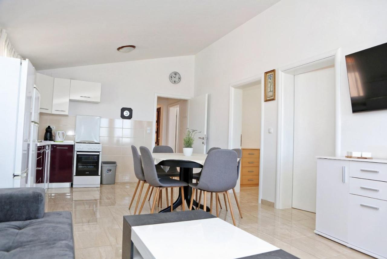 Apartmani Cili Miletici Esterno foto