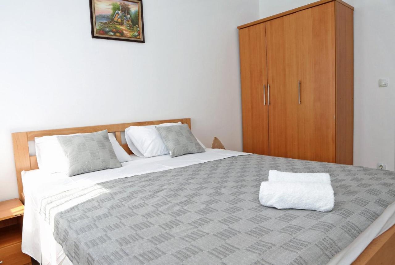 Apartmani Cili Miletici Esterno foto