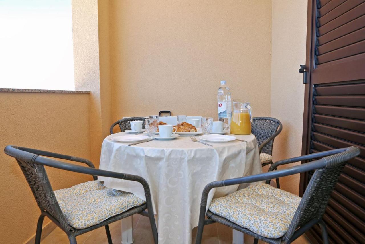 Apartmani Cili Miletici Esterno foto